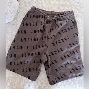 Jordan shorts Youth XL